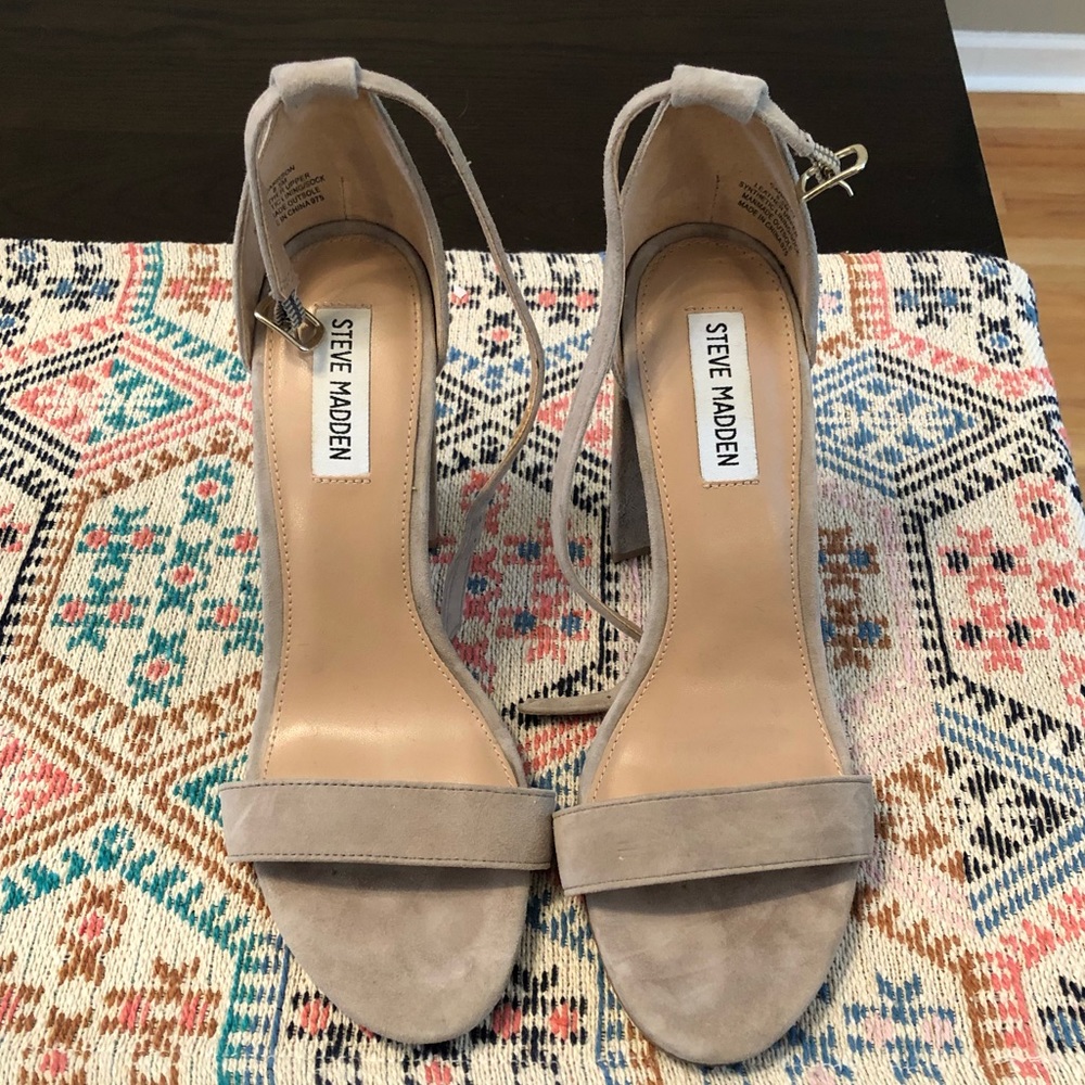 Steve Madden Carson Suede Sandal